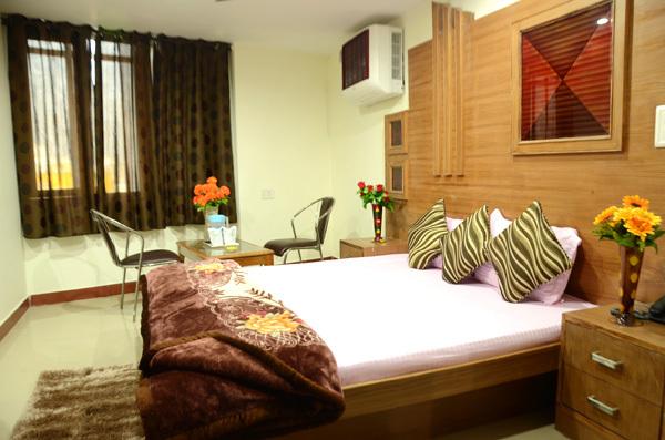 Hotel Crown